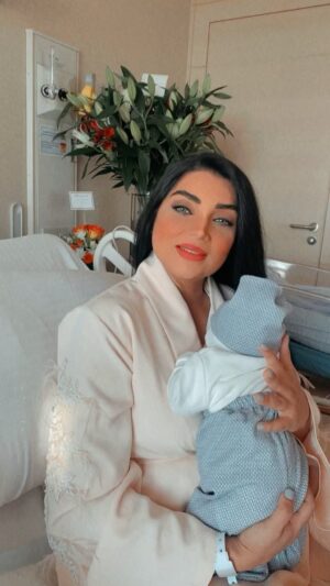 Shahd El Yaseen Instagram - الحمدلله على تمام النعمة واكتمال المنة رزقت بمولود اسميته ضاري 🙏 الله يخليه و يجعلة من الذرية الصالحة
