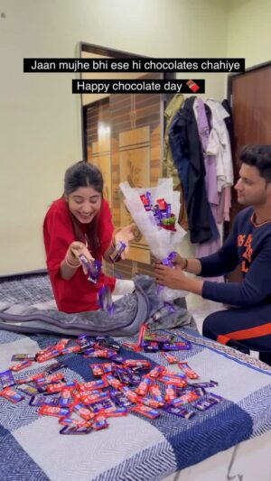 Shahina Ansari Instagram - Happy chocolate day in advance 🍫❤️😋
@little_sahilkhan_007
#reels #explore #viral #love #couplesgoals #chocolate #chocolateday #chocolates