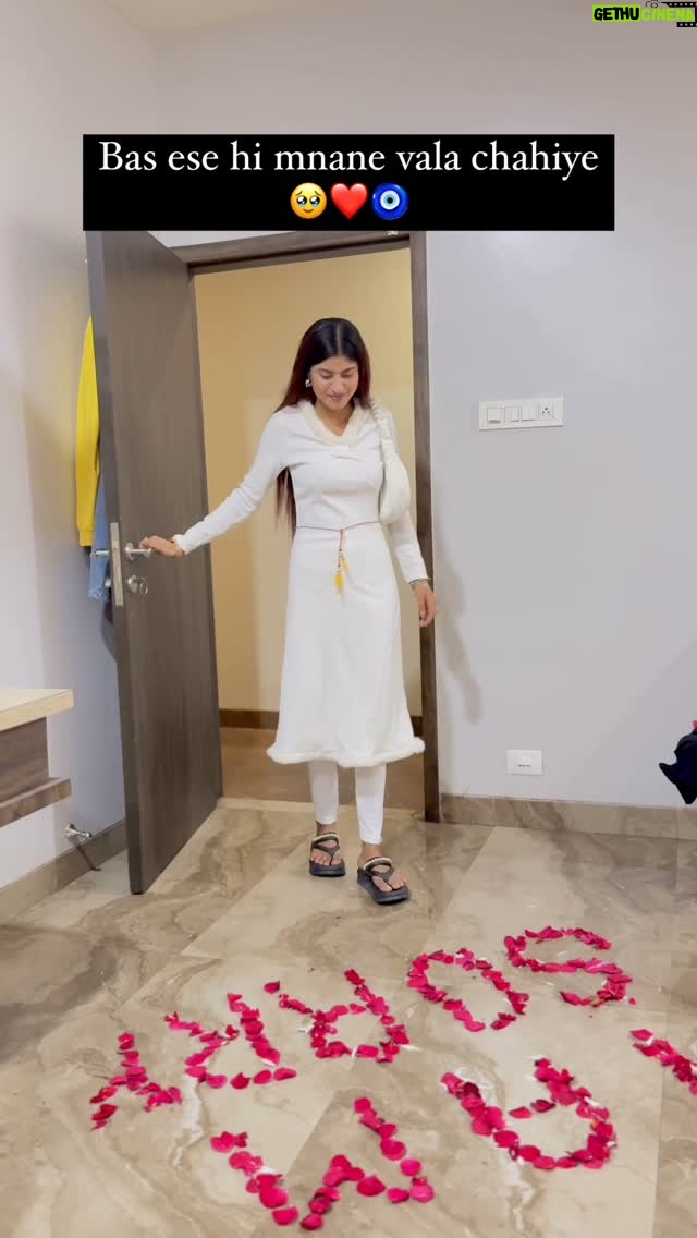 Shahina Ansari - 338.9K Likes - IT’S OKKK BABY🥹❤️

@little_sahilkhan_007 

#reels #explore #viral #love #couplesgoals #sorry