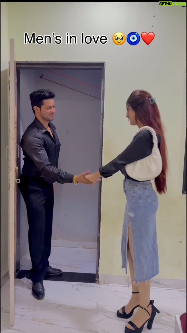 Shahina Ansari - 176K Likes - Men’s in love 🥹🧿❤️

@little_sahilkhan_007 

#reels #explore #viral #love #couplesgoals