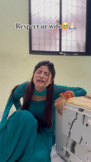 Shahina Ansari Instagram - ESA kon sa pyar h Jo ek bahar vali de sakti h wife nhi ❤️🩹
@little_sahilkhan_007
#reels #explore #viral #love #couplesgoals #sad #broken