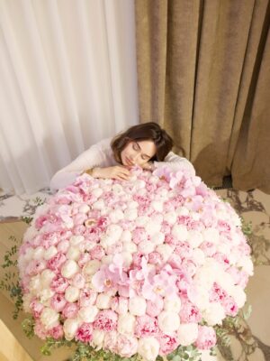 Shahlo Akhmedova Instagram - Blooming, just like me 💕