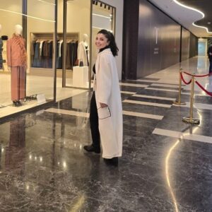 Shahzoda Instagram - Свобода быть собой🩶 #Алҳамдулиллаҳ🕊️