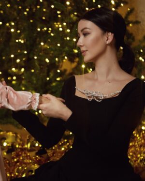 Shahzoda Matchanova Instagram - Пусть в 2023 году будет много радостных событий🤩
