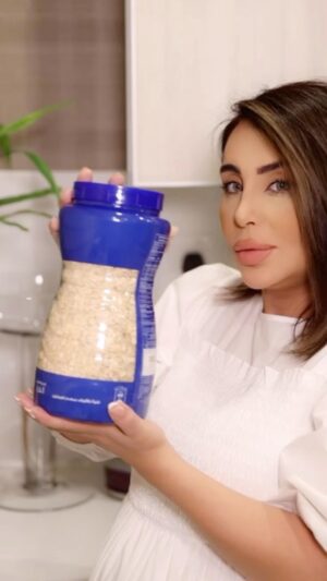 Shaima Ali Instagram - ***مسابقة***@aveenoarabia
منتجات أفينو بيبي المصنوعة من خلاصة الشوفان الطبيعي المهدئ للبشرة، تحمي وترطب بشرة طفلتي الحساسة 🧴🫧👶🏼
ما رأيكم بفرصة الفوز بجلسة تصوير احترافية مجانية مع طفلكم؟
كل ما عليكم فعله هو ضغط زر الإعجاب وقوموا بالإشارة إلى ثلاثة أمهات من صديقاتكن للفوز بهذه الفرصة المميزة.
Aveenoarabia #AveenoBabyMoments #AveenoSkinDelights