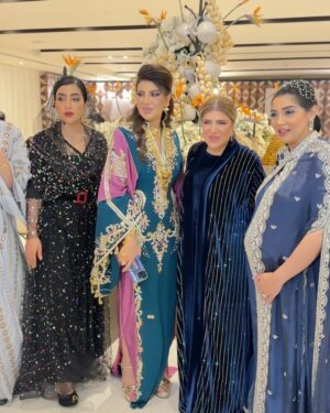 Shaima Ali Instagram - استمتعنا اليوم بهالجمعة الحلوة بغبقة ام فجر مشكوره حبيبتي على هالجمعة وتعودونها كل سنه بالصحة والعافيه 💚
@shahdalyasen1
@elhamalfadalah
@buthaina_alraisi1