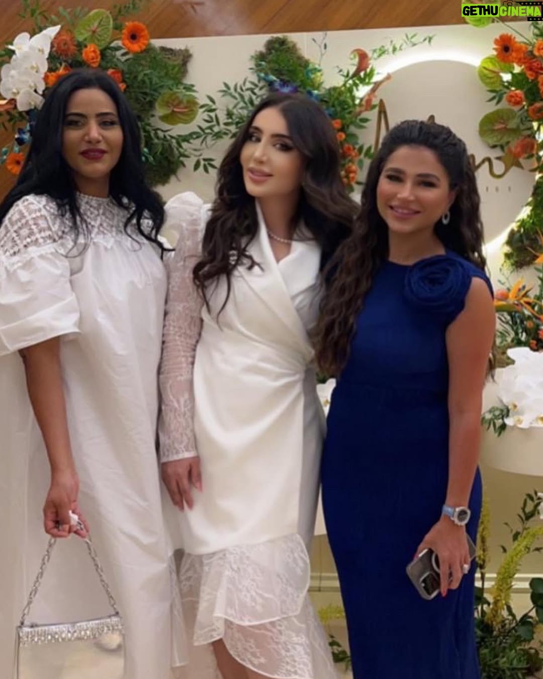 Shaima Ali - 28.8K Likes - كان يوم جميل شكرا على كل من تعنى 💕

مكياجي وشعري شغل صالوني مس لاونج 💕
@miss__lounge