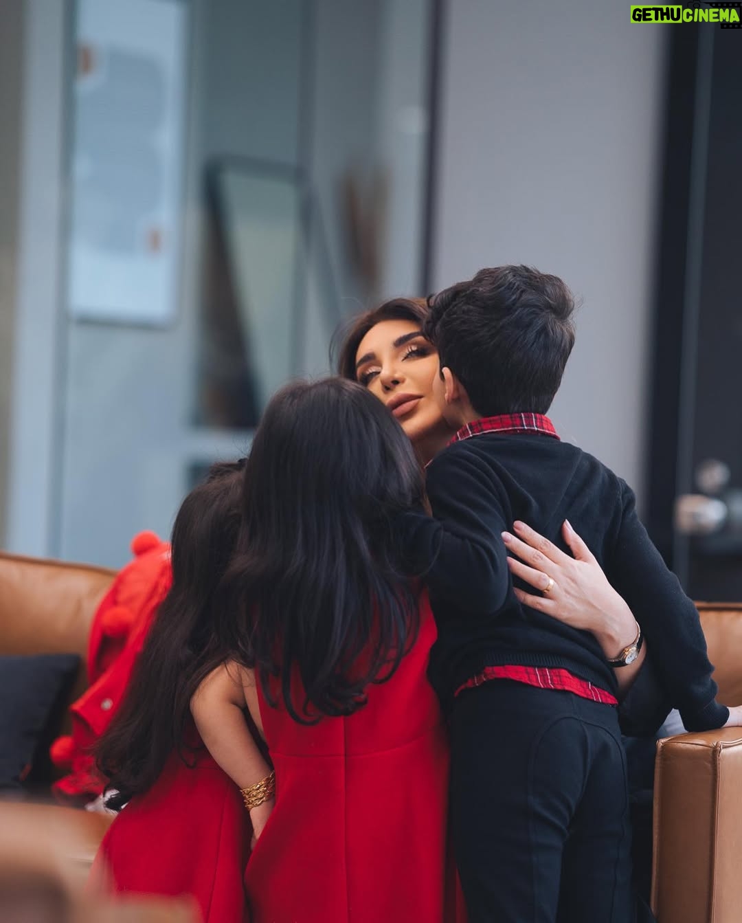 Shaima Ali - 23.4K Likes - 20/3/22
اللهم اني ادعوك ان تحفظهم بعينيك التي لاتنام اللهم بارك فيهم واصلح شانهم وحبب خلقك فيهم .. ماشاءالله ولا حول ولاقوة الا بالله💕

اللهم ارزق كل بنت تتمنى الامومة يارب 🙏
