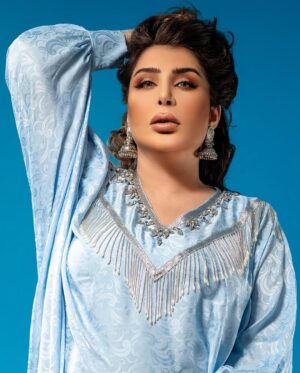 Shaima Ali Instagram - مشترياتي من شي ان .. شوفو التغطيه على سنابي .. وايد عندهم لبس للحوامل واللي يحبون سوالف اللانش بوكس والمقسمات شوفو سنابي
كود الخصم :
Shaimaa15
@shein_ar
#SHEINFW22#sheinforall #