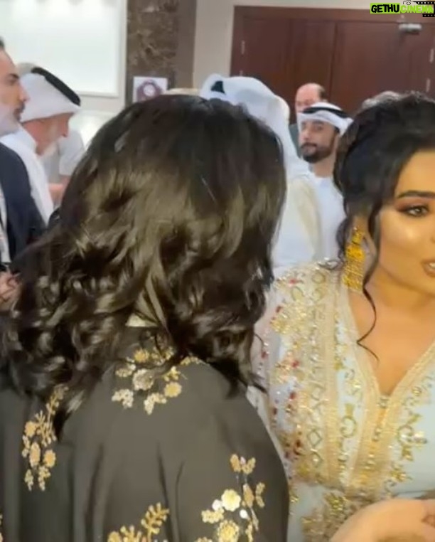 Shaima Sabt - 1.1K Likes - #الفجيرة_تجمعنا

كواليس من حفل افتتاح  #مهرجان_الفجيرة_الدولي_للمونودراما في دورته ١١ المقام في #الفجيرة

‎تفاصيل اللوك : 

‎القفطان تصميم الرائعة والمبدعة المصممة الاماراتية ريم الجسمي 

@reemaljesmi 

‎المكياج خبيرة التجميل الراقية غيداء صالحي
@ghaida_makeup 

‎الشعر الكوافيرة الخطيرة وردة

@warda_hair_style369 

‎تصوير فديو : المصور البحريني محمد بوحسين

تصوير فوتوغرافي: احمد سكاي دايف 

@royal.shooots