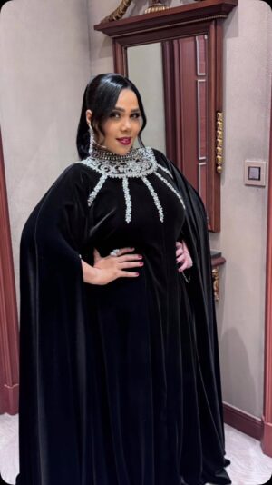 Shaimaa Saif Instagram - Dress @douglaslamees @mwaz.co
Make up @manargamilmakeupartist
Jewler@damasjewellery
and #damasjewellery
Hairdresser @yasmeen_hairstylist
Nails @spatogoelite
@layalinatentsa