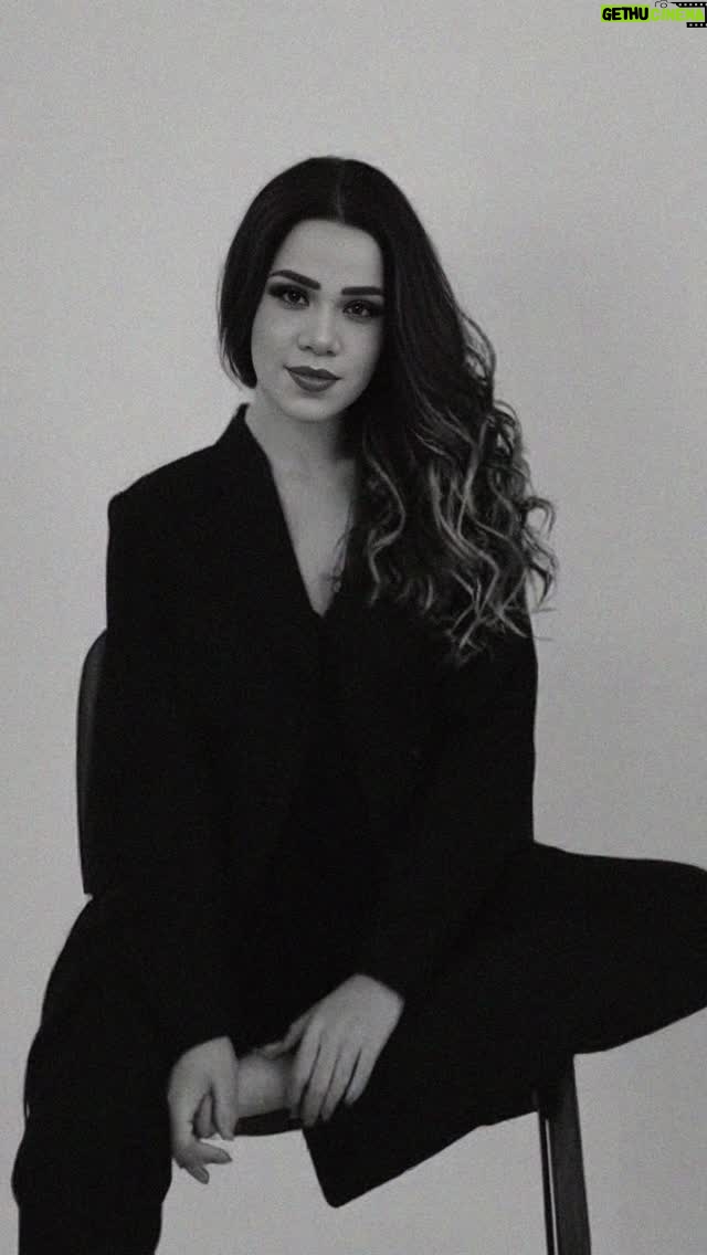 Shaimaa Saif - 202.4K Likes - يالها من مزة جميلة 🥰انه ال AI ياسادة 
وداعا للمجهود 🤣 واهلا بالرحرحة 👌❤️