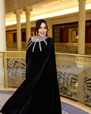 Shaimaa Saif Instagram - Make up @manargamilmakeupartist
Jewler@damasjewellery and #damasjewellery
Dress @douglaslamees @mwaz.co
Hairdresser @yasmeen_hairstylist
Nails @spatogoelite photographer @omniamousaphotographer
@layalinatentsa @theritzcarltonruh
