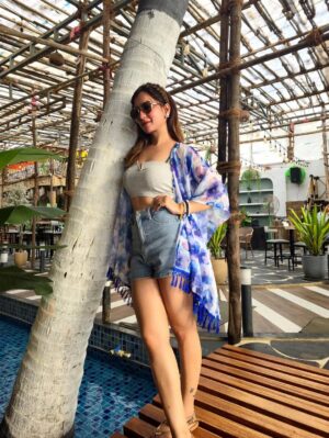 Shalini Mahhall Instagram - Yours truly, but not truly yours !!!! 🦋🌀💙
#photo #igers #bhfyp #love #me #shalinimahhall #entertainer