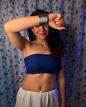 Shalvi Chauhan Instagram - Drop 🦋
.
.
#post #instafeed