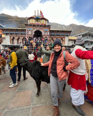 Shalvi Chauhan Instagram - जय बद्रीविशाल🙏♥️
.
.
.
#santan #shreebadreevishal#utrakhand