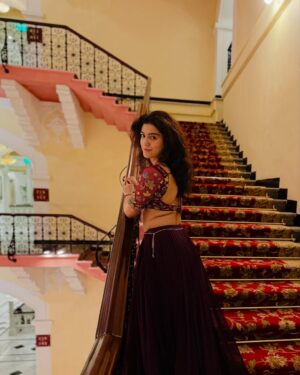 Shalvi Chauhan Instagram - The traditional dress really suits me🫶🏻
.
.
#lehenga #designer #tajpalace #post #hotchocolate