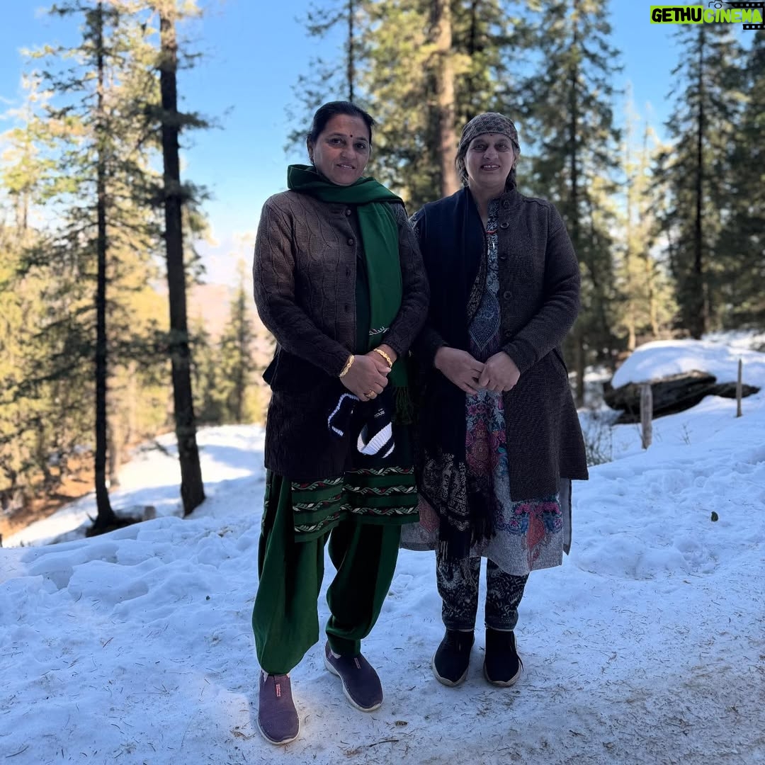 Shalvi Chauhan - 515 Likes - Swipe Right to see My (❤️)
Last video to apne risk par dekhna sab🫣
.
.
#pahad #snow #family