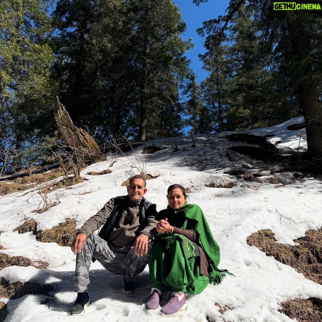Shalvi Chauhan - 515 Likes - Swipe Right to see My (❤️)
Last video to apne risk par dekhna sab🫣
.
.
#pahad #snow #family