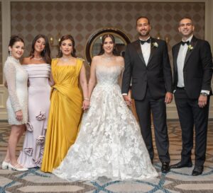 Sham Al Dahabi Instagram - Family is everything 🙌🏻🩵💙 God bless 💙💙
@a.moussaphotography 📸