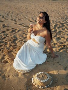 Shanudrie Priyasad Top 100 Instagram Photos and Posts