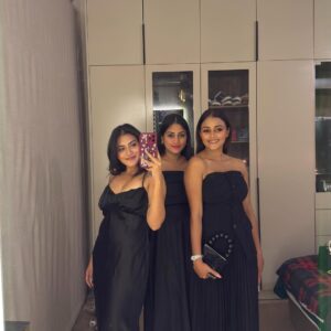 Shanudrie Priyasad Instagram - It’s @dinakshie day! 🎂
Happy birthday akkiiii! Keep spreading your light to everyone around you💓 Love youuuu…
Birthdays | siblings | sisters | celebrations