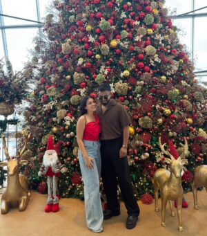 Shanudrie Priyasad Instagram - Merry and bright❤️🎄
Sending love to all this season!
Christmas 24 | celebrations | season | december