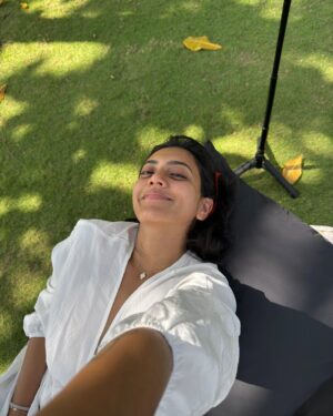 Shanudrie Priyasad Instagram - 🧺🍒☀️📖
Thank you @ayanasea_srilanka for the beautiful picnic lunch made just for us. Enjoyed every bit of it🫶🏻
The food, peace and the beach will definitely bring me back to the villa!
Picnic | lunch | mini vacay | wadduwa | gardens | views