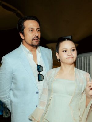 Sharifah Amani Instagram - Some relationships never change 😅🤪😆 Forever gaduh gaduh, sayang with Brontik. Nasib baik ada SuaMed tolong tenang kan keadaan now 😆😜
Congratulations on all your achievements @bront_palarae both locally and internationally. It’s been a pleasure to witness your journey. To more great work and important roles. ✨
Adik sayang you ❤️