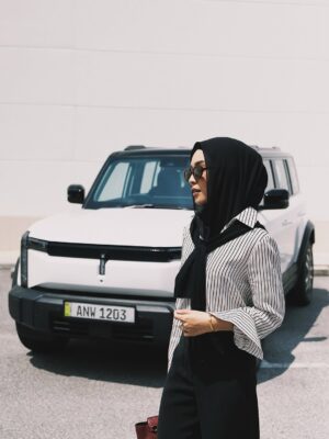 Sharifah Rose Instagram - GIVEAWAY š©· Jom test drive iCAUR 03 dengan Rose on the 21st of August at Desa Park City !
1)All you have to do is comment what you like about iCAUR 03
2) Tag 2 friends too !!
3) Follow @icaur_malaysia
Youll be able to experience obstacle course and test drive with me š«¶š½
#iCAURMY #BornToPlay #FullEVOffRoadSUV
#NewEnergyVehicle #iCAUR03
2 Winners will be selected on 19/8/2025 !! Good luck