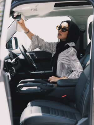 Sharifah Rose Instagram - GIVEAWAY š©· Jom test drive iCAUR 03 dengan Rose on the 21st of August at Desa Park City !
1)All you have to do is comment what you like about iCAUR 03
2) Tag 2 friends too !!
3) Follow @icaur_malaysia
Youll be able to experience obstacle course and test drive with me š«¶š½
#iCAURMY #BornToPlay #FullEVOffRoadSUV
#NewEnergyVehicle #iCAUR03
2 Winners will be selected on 19/8/2025 !! Good luck