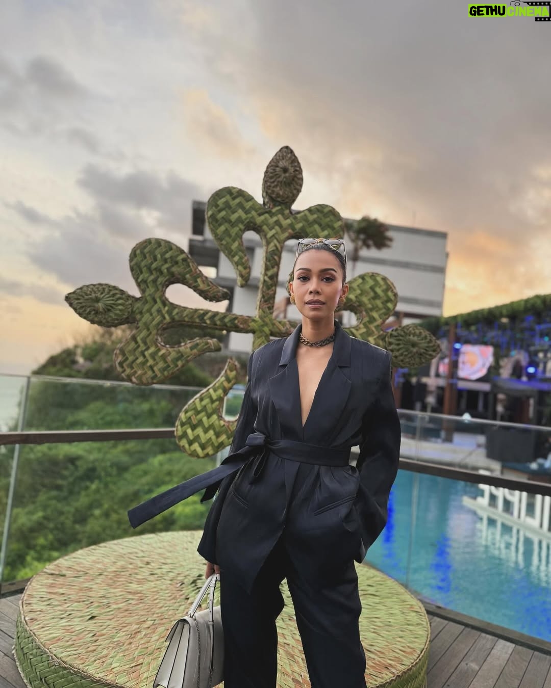 Sharifah Sakinah - 14K Likes - Zero bought followers. Zero content strategy. 100% premium family fun.
 

@patekphilippe #cubitus 

@aliabastamamkl 
@kmo.bali