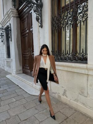Sharon Fonseca Instagram - Slowly transitioning into autumn colors 🍂
——
Transición suave hacia los tonos del otoño 🍂