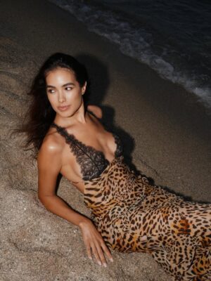 Sharon Fonseca Instagram - Night in my favorite place 🐅🤍
——
Noche en mi lugar favorito 🐅🤍