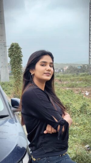 Sharon Gaikwad Instagram - Waqt ke sath sab theek hota hai 🔥 ❤️🩹