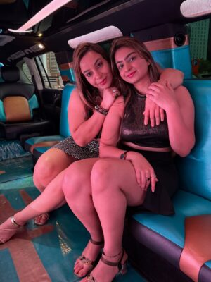 Sharwari Gujar Instagram - Limousine 😍
#limousine #limo #limoservice #limousineservice #luxury #chauffeur #wedding #luxurycars #mercedes #partybus #travel #transportation #party #carservice #car #cars #bmw #limousines #luxurylifestyle #luxurytravel #audi #vip #limobus #sedan #chrysler #love