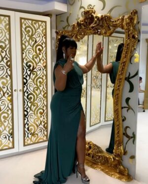 Shauwn Mkhize Instagram - Thank you to the KZN Sport Awards for hosting a memorable night filled with achievements and recognition. 💚💫
#KZNSportAwards #CelebratingExcellence #MyWorldMyRules #Kwamamkhize
