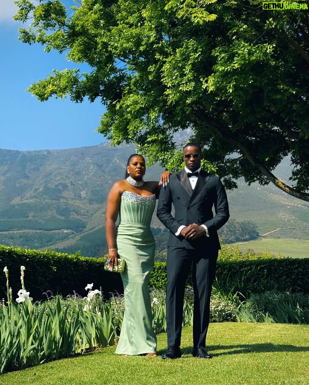 Shauwn Mkhize - 173.9K Likes - ENCHANTING 🪄💚💚💚

#Kwamammkhize #MyWorldMyRules #KeepOnMoving #HappySunday