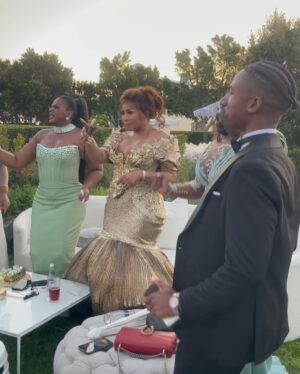 Shauwn Mkhize Instagram - ENCHANTING 🪄💚💚💚
#Kwamammkhize #MyWorldMyRules #KeepOnMoving #HappySunday