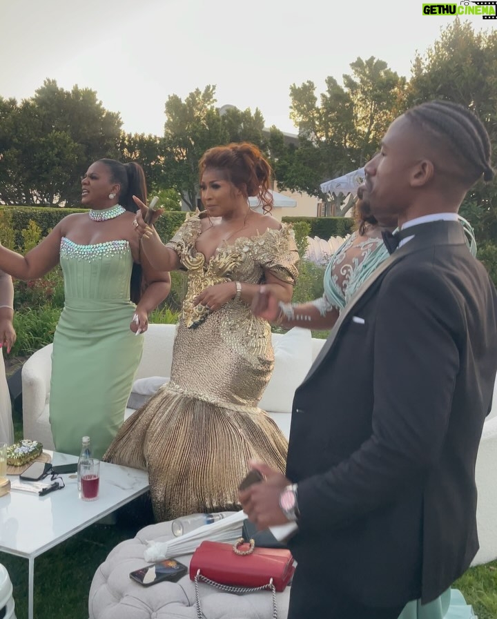 Shauwn Mkhize - 173.9K Likes - ENCHANTING 🪄💚💚💚

#Kwamammkhize #MyWorldMyRules #KeepOnMoving #HappySunday