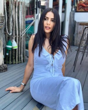 Shayma Helali Instagram - 🦞🤍🔥
#SH #shaymahelali #شيما_هلالي