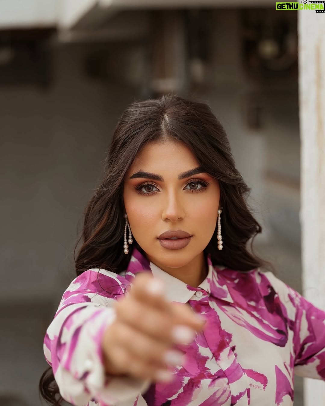 Shaymaa El Kuwaitia - 2.3K Likes - كل واحد صار واضح نيته مافي داعي نعيد و نزيد الكلام 👌🏻

تتوقعون اي لون راح البس لحلقة البرنامج باجر !!