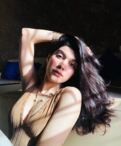 Sheetal Musterya Most Liked Photos and Posts