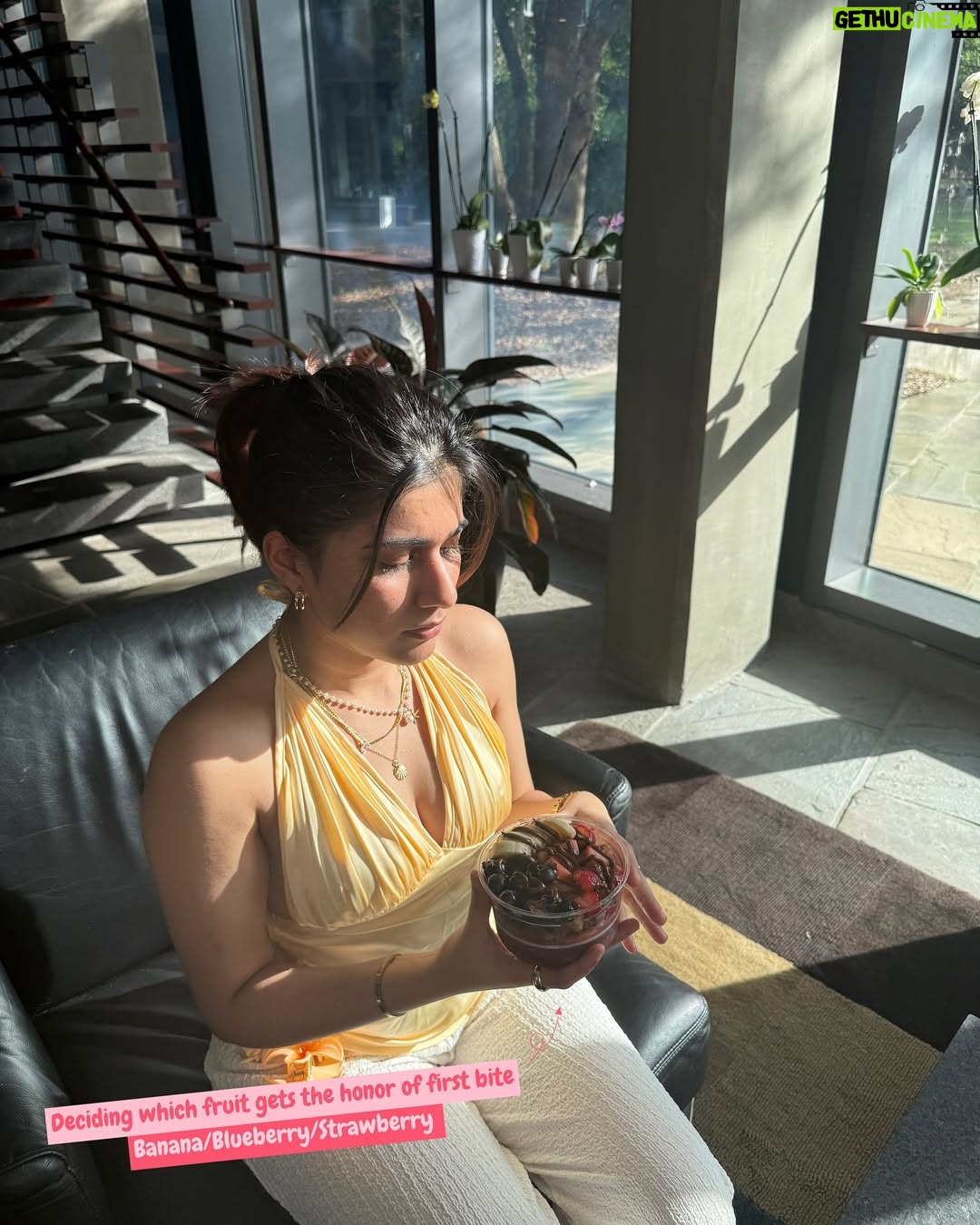 Sheetal Musterya - 17.3K Likes - Reminder: Don’t forget to sunscreen up before you step out! 🧴💛