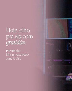 Sheila Mello Instagram - Vamos comeƧar a semana agradecendo a pessoa lƔ do seu passado que deu o passo para que a pessoa de agora esteja onde estƔ!
VocĆŖ! š¤
Uma semana próspera pra nós!
