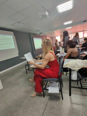 Sheila Mello Instagram - Sumida?
NĆ£o, gente⦠só estou vivendo meu relacionamento sĆ©rio com a faculdade de Psicologia šš
š @fmu_oficial