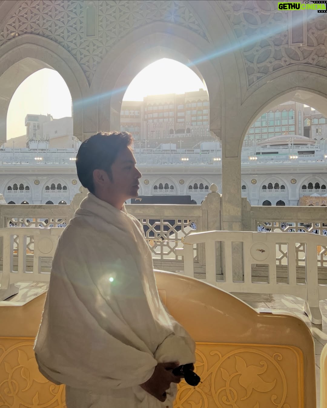 Shenina Cinnamon - 1.8 Million Likes - عِيد مُبَارَك
Alhamdulillah tahun ini bisa lebaran di tanah suci dan melaksanakan umroh, bismillah semoga secepatnya bisa kembali lagi🤍 
Minal Aidin Wal Faidzin. Mohon Maaf Lahir dan Batin 🙏🏽