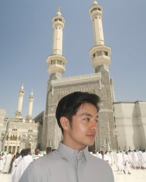 Shenina Cinnamon Instagram - عِيد مُبَارَك
Alhamdulillah tahun ini bisa lebaran di tanah suci dan melaksanakan umroh, bismillah semoga secepatnya bisa kembali lagi🤍 
Minal Aidin Wal Faidzin. Mohon Maaf Lahir dan Batin 🙏🏽