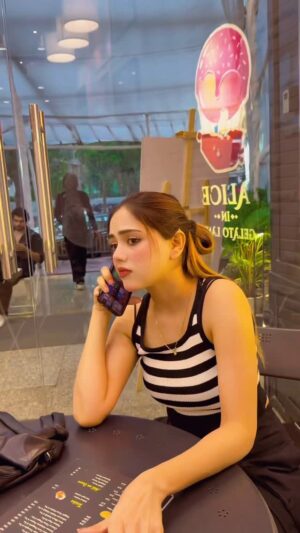 Shiba Khan Instagram - Ye Kaha reh gya yaar
:
:
: #comedy #funnyvideos #explorepage #foryoupage #shibakhan #viralvideos #featurethis
: