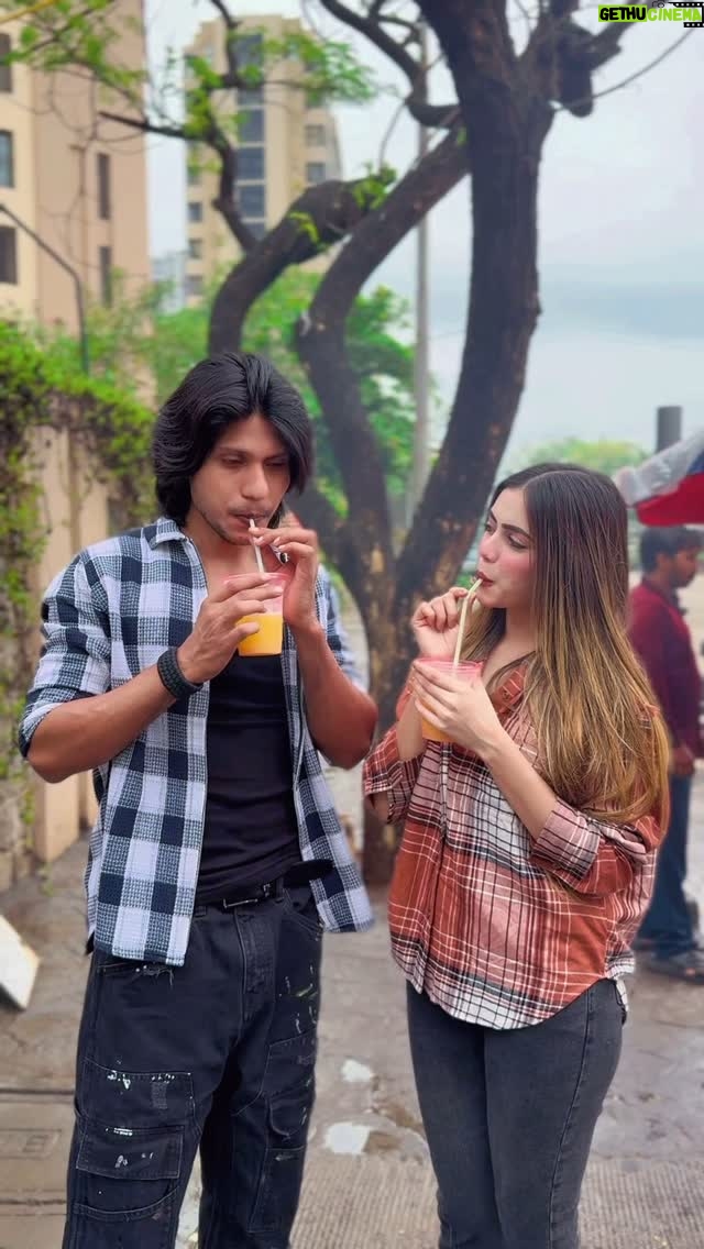 Shiba Khan - 343K Likes - Oh sorry😉 
:
:
: #comedy #foryoupage #explorepage #shibakhan #mujassimkhan